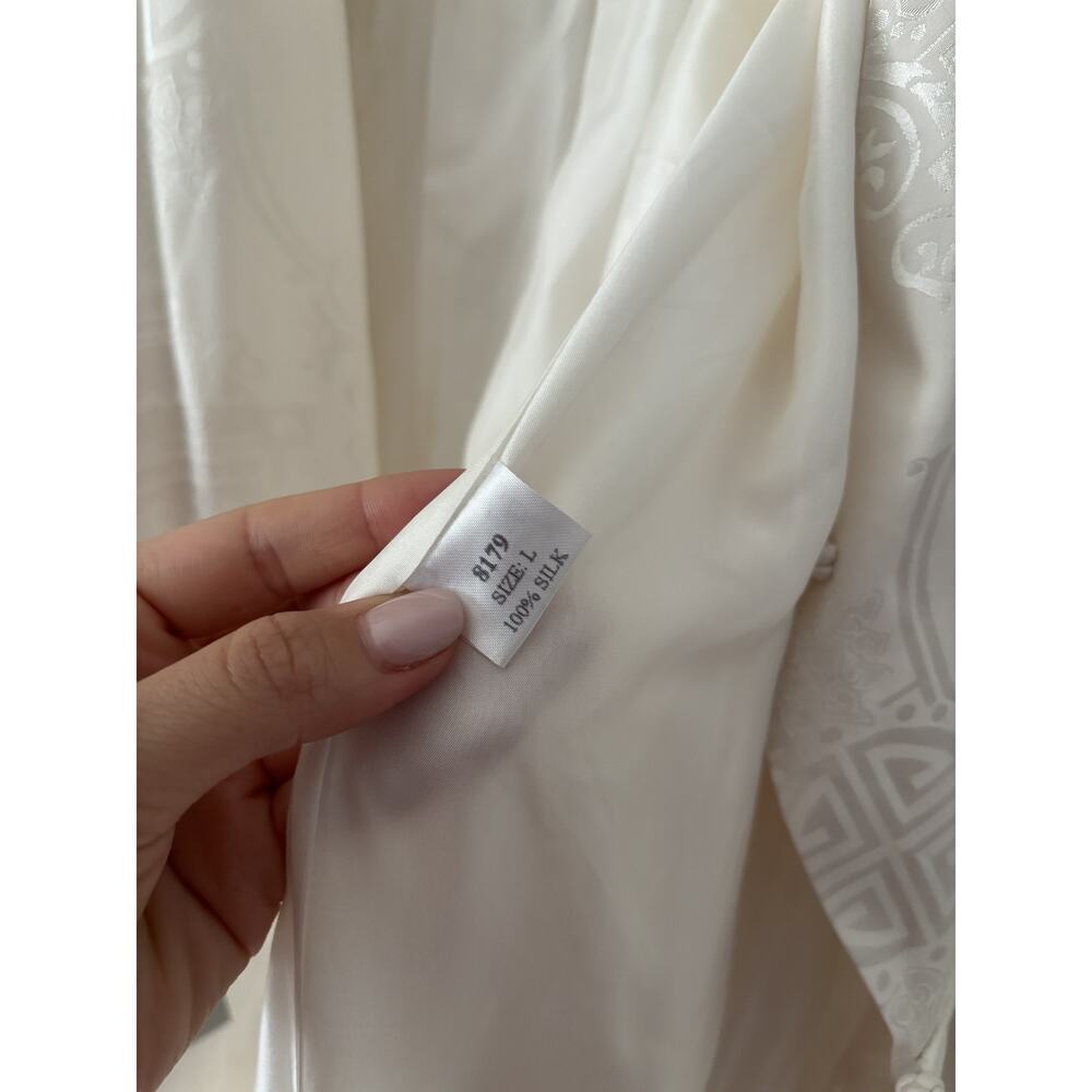 Artistic Palace Women's Silk White Embroidered Robe L - Picture 8 of 10